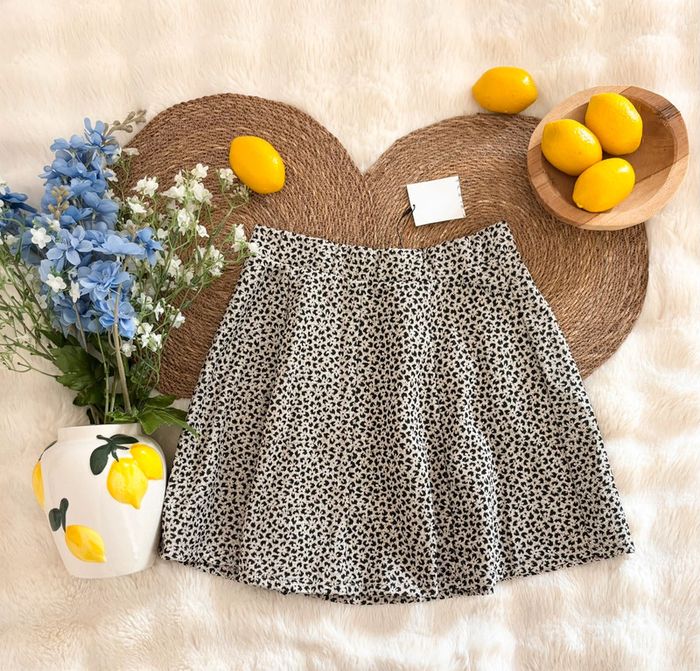Jupe noire et blanche Zara taille M