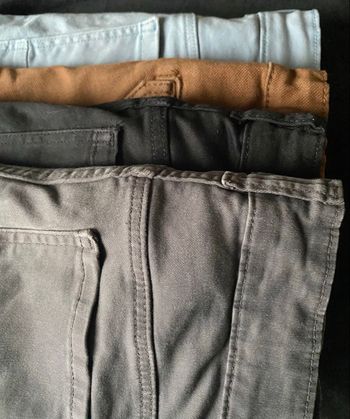 Lot 4 Pantalons/Jeans KIABI Enfant - Taille 10 Ans