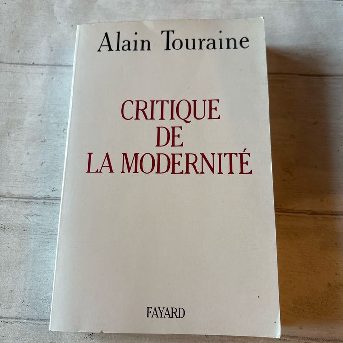 Critique de la modernité Alain Touraine