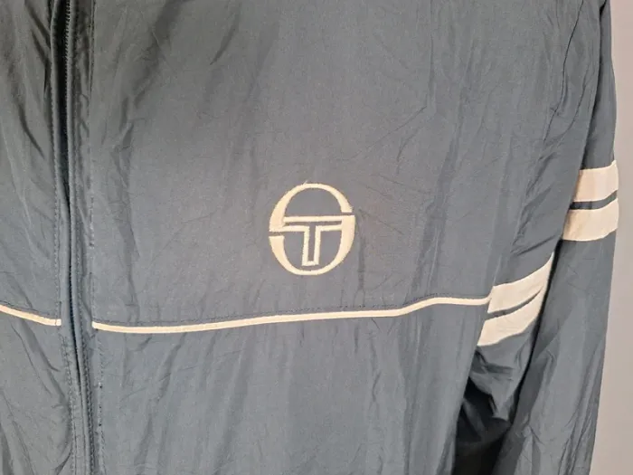 Veste vintage Sergio Tacchini – coupe-vent doublé capuche – bleu marine (619) - photo numéro 4
