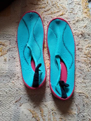 Magnifique petit chaussure élastique taille 36/37