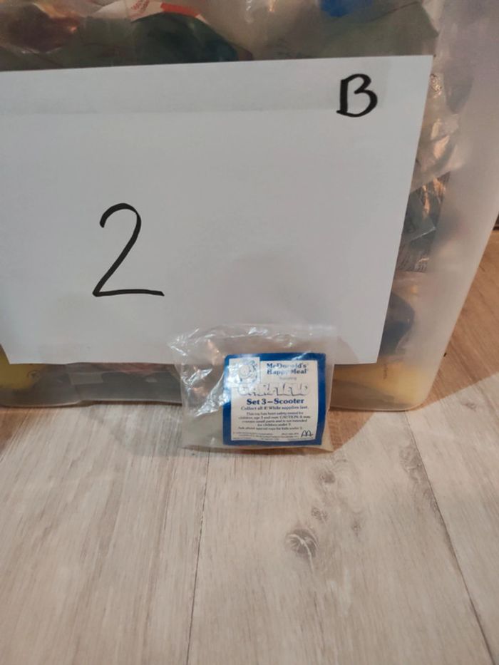 Figurine McDonald's Garfield.