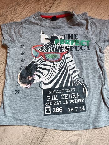 22. T-shirt Kiabi 24mois 83-89cm