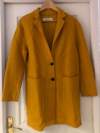 Manteau moutarde