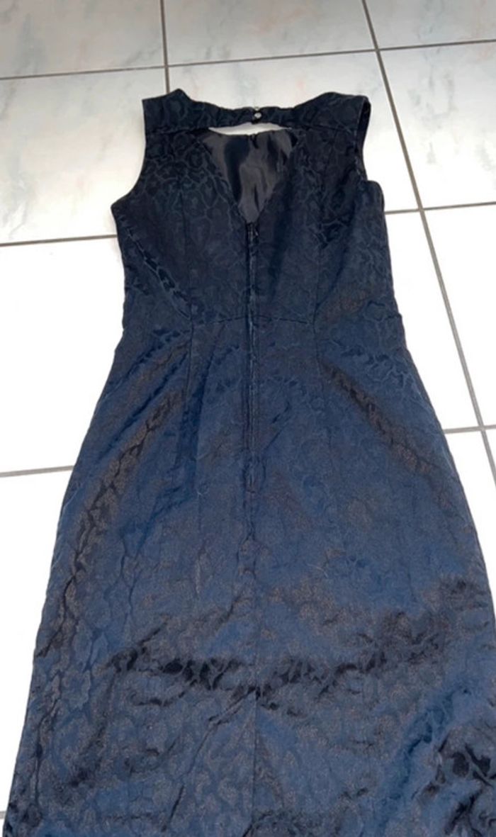 Robe noir - photo numéro 3