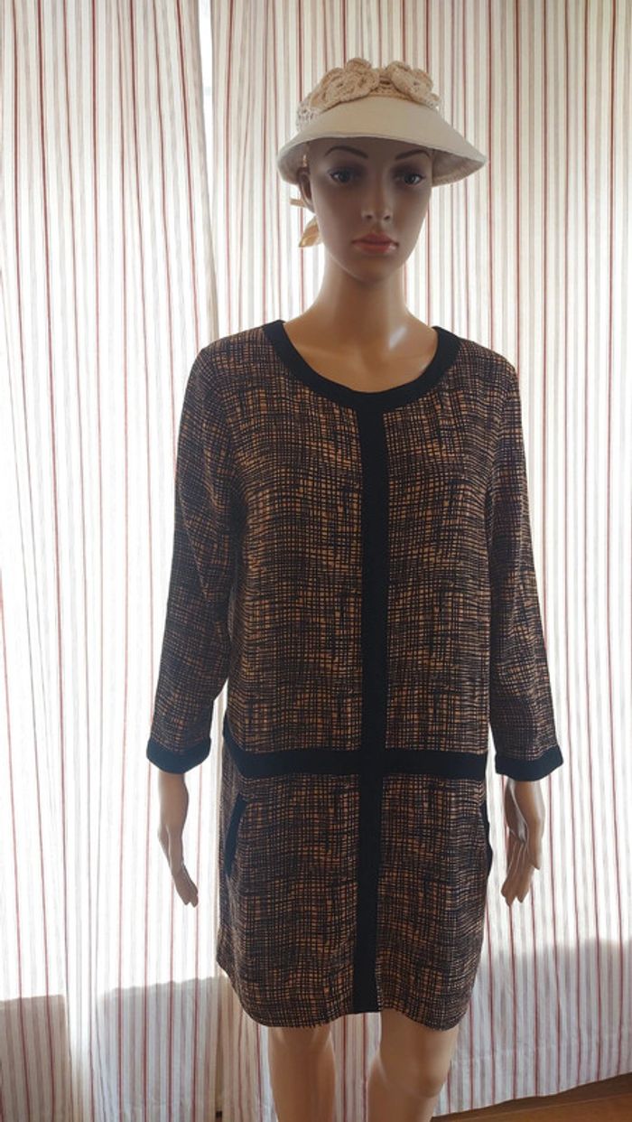 Robe Essentiel Antwerp taille 40