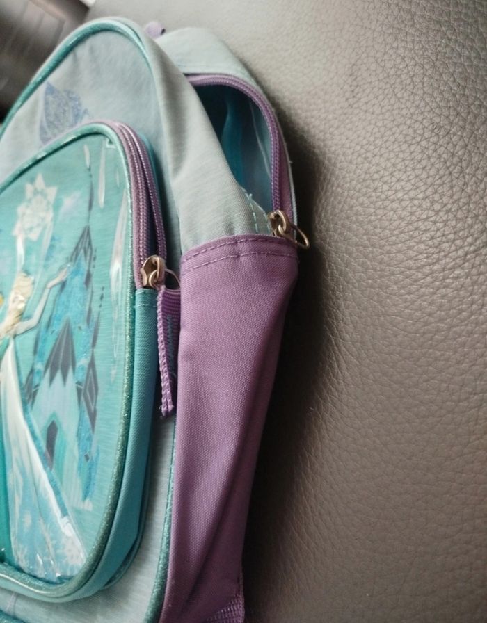Petit sac à dos reine des neiges - photo numéro 3