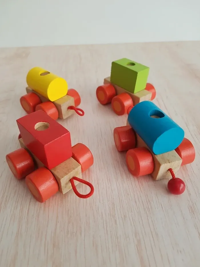 Voitures Auzou, totem et blocs de construction en bois - photo numéro 8