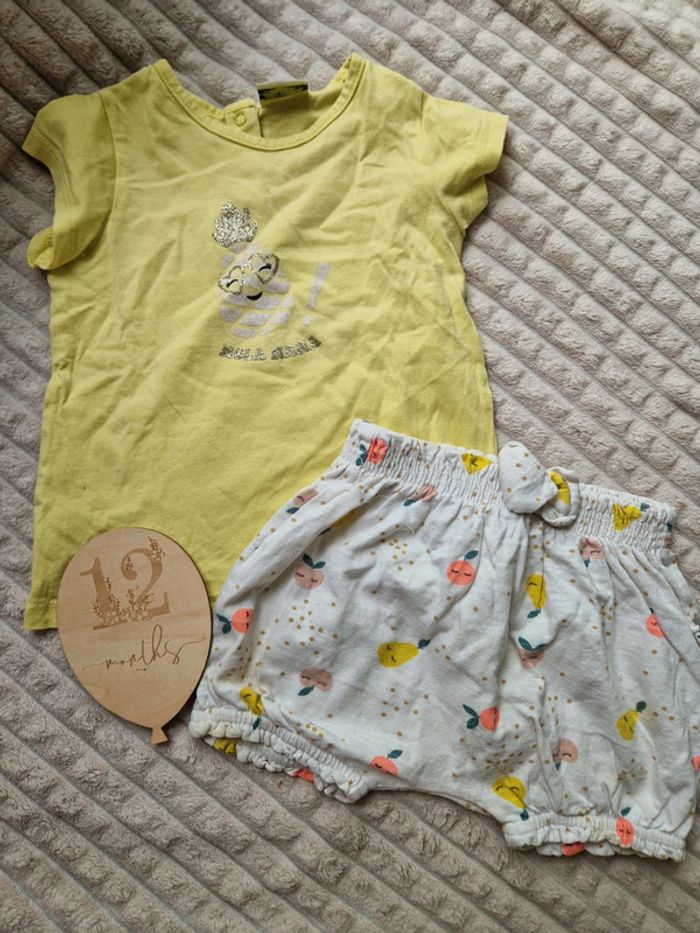 Ensemble t-shirt et short jaune bébé fille Tao 12mois