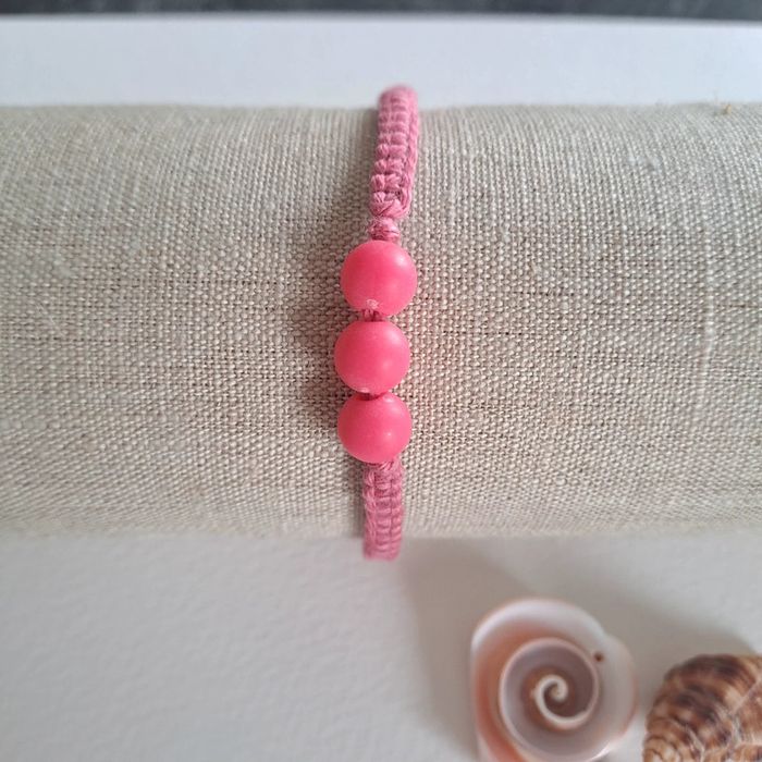 (Réduction) Bracelet avec perles fuchsia - photo numéro 2