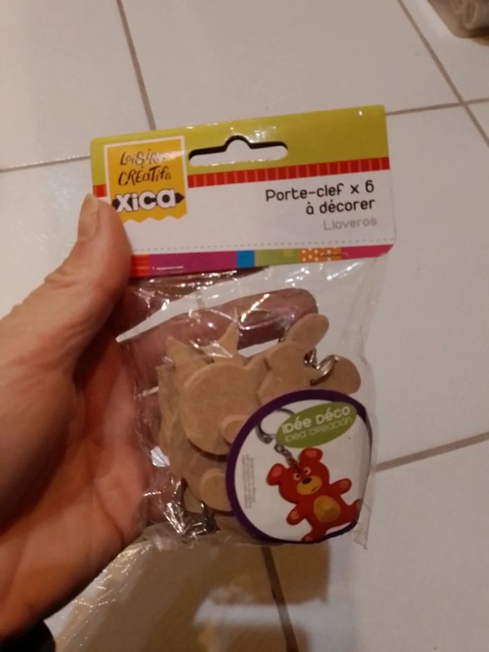 Lot de 6 portes clés à décorer