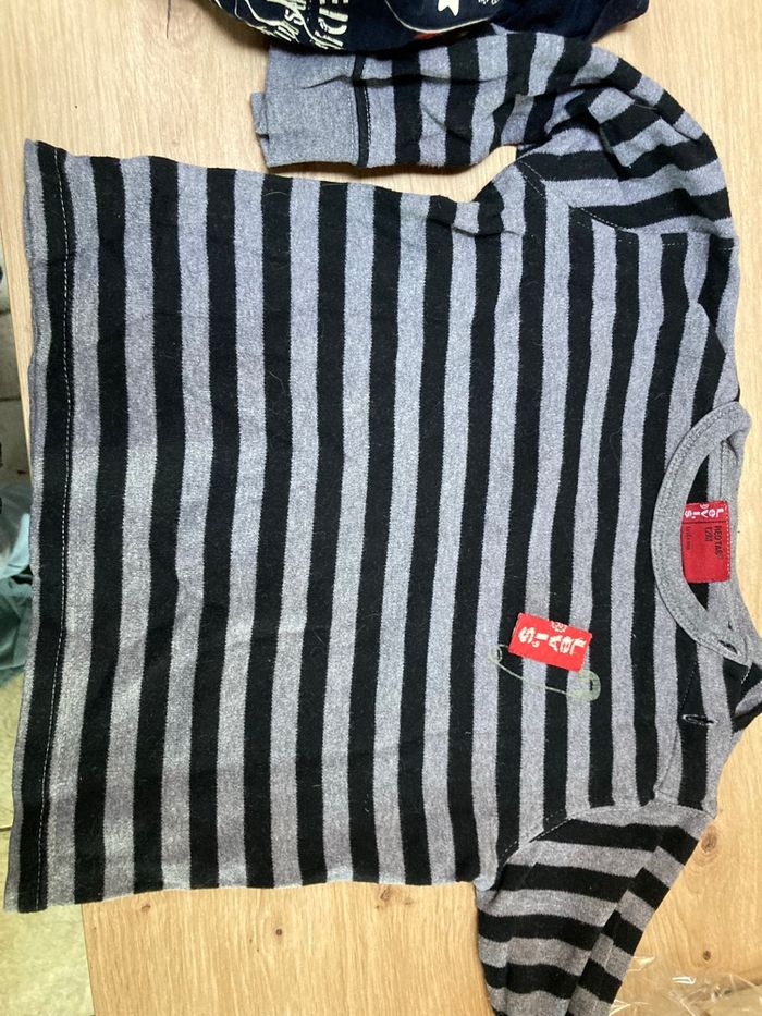 Tee-shirt manches longues Levis 12 mois noir et gris - photo numéro 2