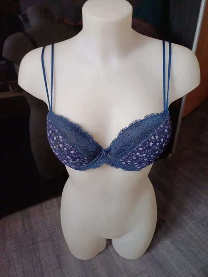 Soutien gorge pushup 90 B idée cadeau de noel
