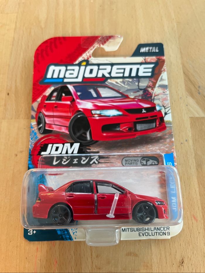 Miniature Majorette Mitsubishi Lancer Evo9