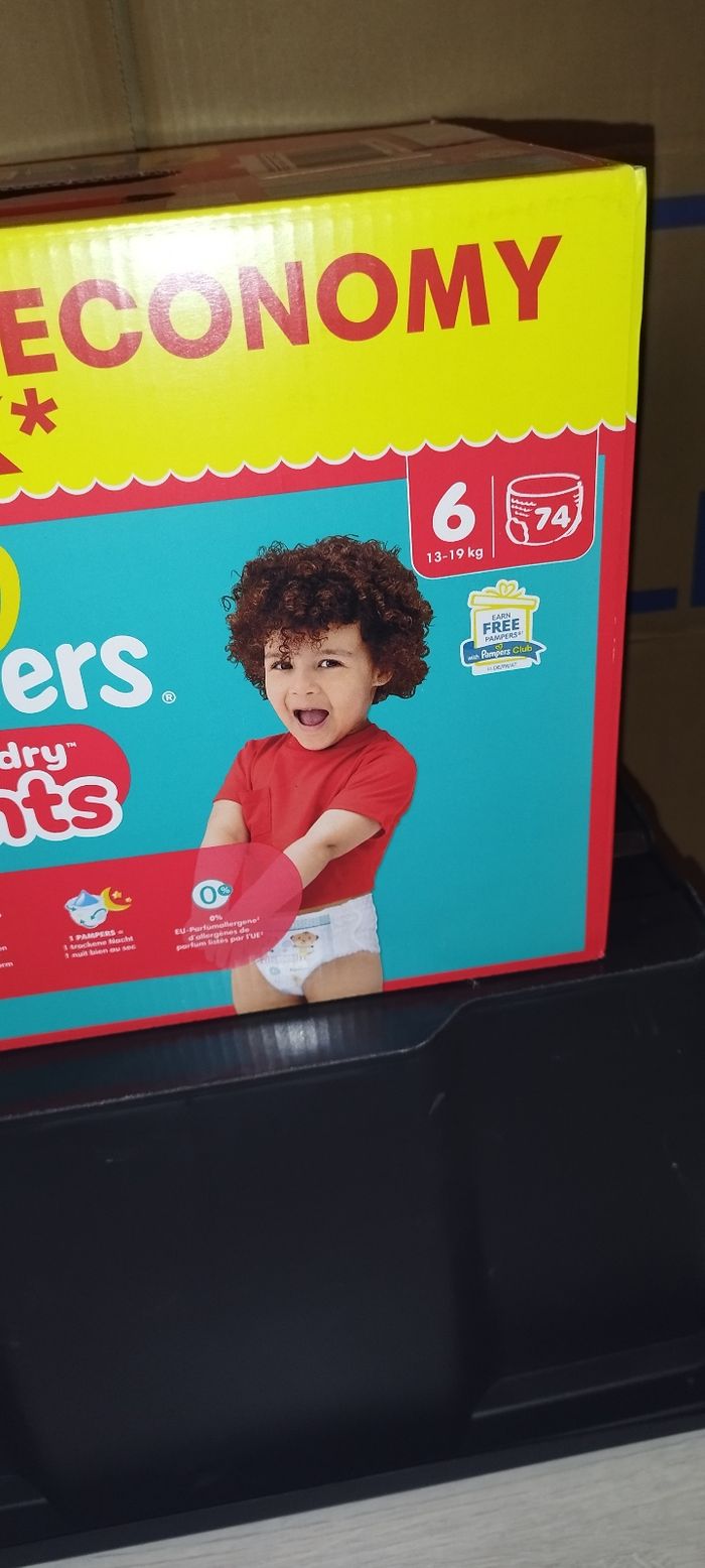 Couches Pampers pants taille 6 - photo numéro 2