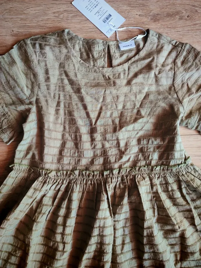 Robe fille 9 ans neuve - photo numéro 2