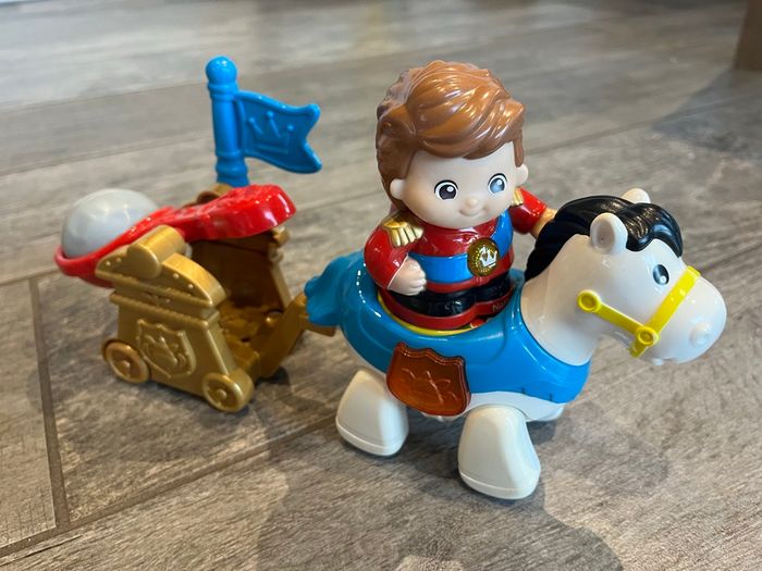 Gros lot tut tut copain , château , princesses