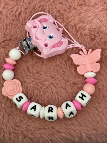 Attache tétine éléphant