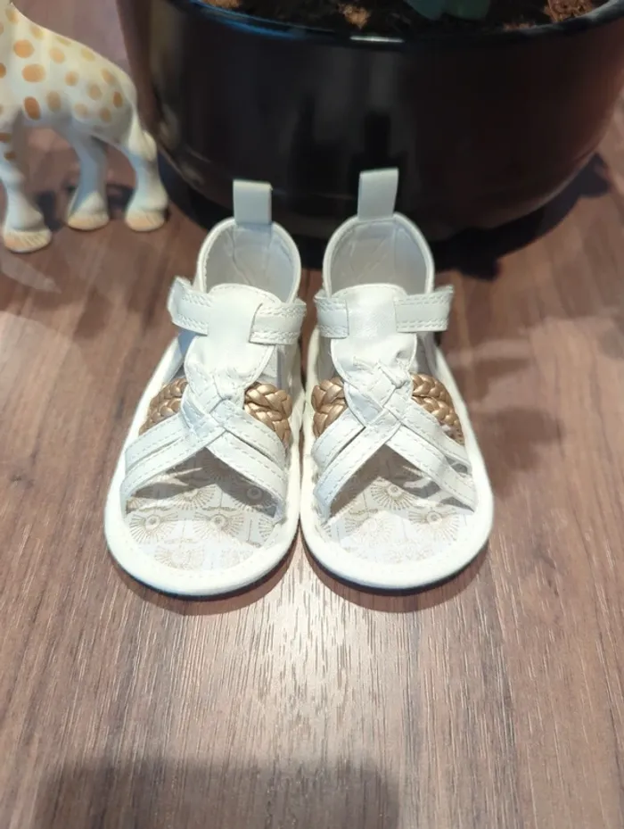 Chaussures sandales bébé 6-12m - photo numéro 4