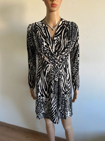 Robe imprimée neuve à manches longues Morgan taille 36 (valeur 60€)