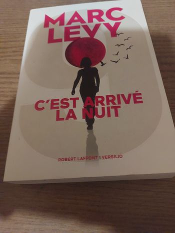 Livre marc levy c'est arrivé la nuit 