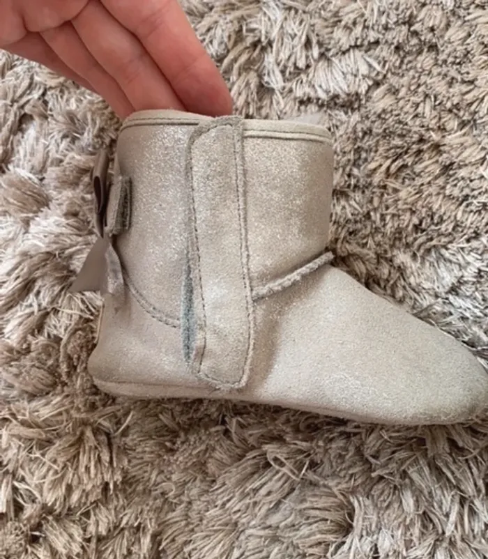 Bottes fourrées UGG - photo numéro 7