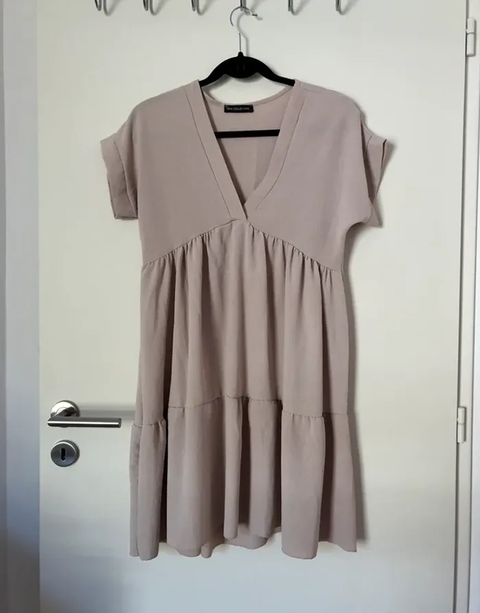 Robe beige New Collection taille unique S/M/L
