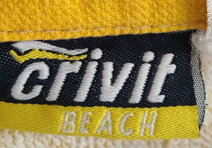 Cape de bain à capuche multicolore thème sirène Crivit 56cmX54cm - photo numéro 3