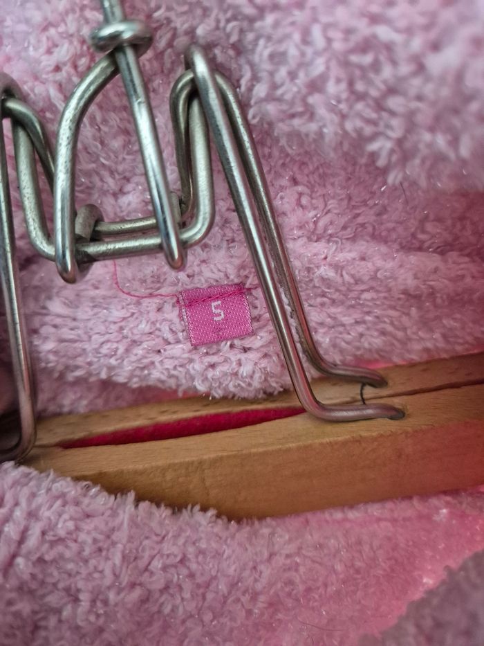 Pull barbie - photo numéro 3