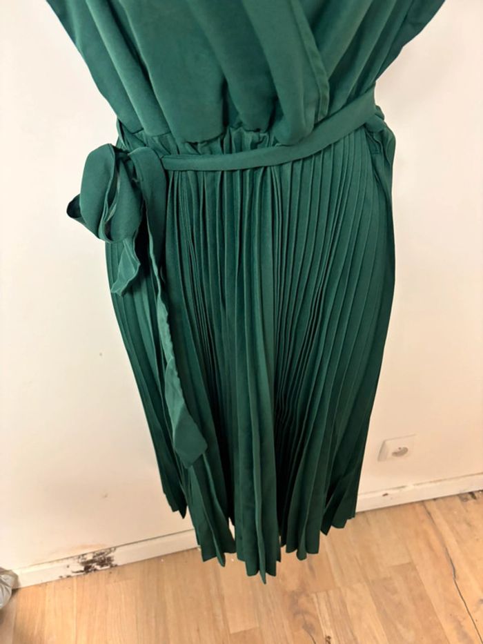 Robe chic  vert émeraude neuve - photo numéro 2