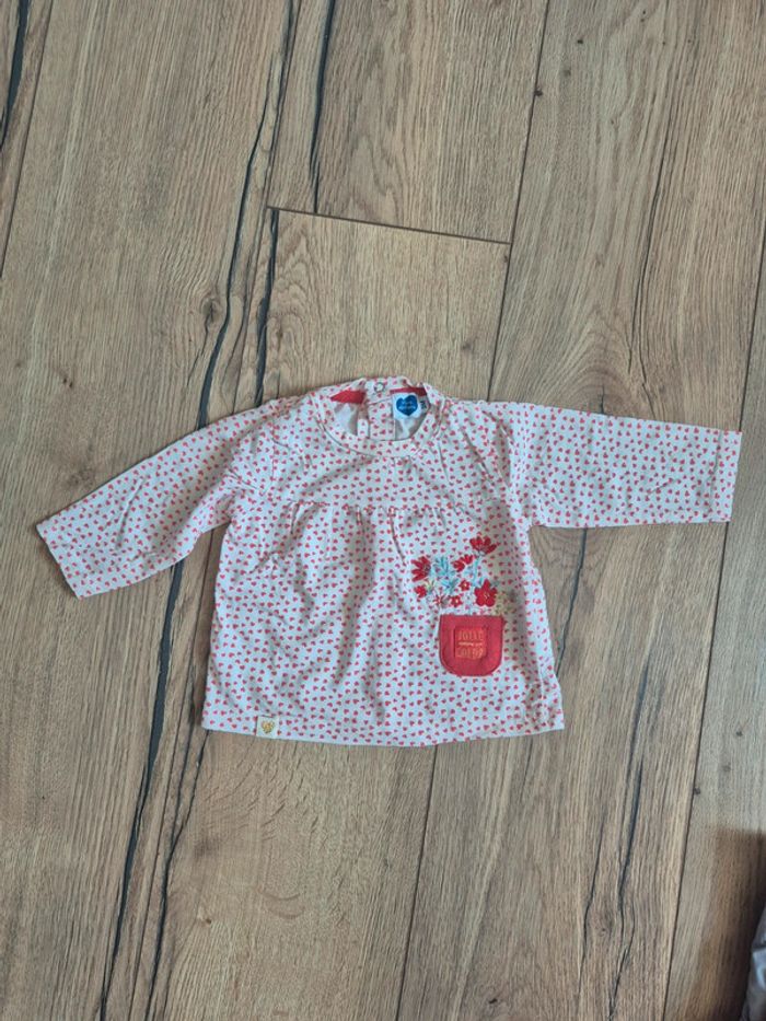Lot bas et blouse fille 3 mois 1 pantalon et short et 1 blouse - photo numéro 8