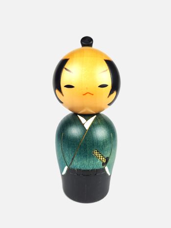 Poupée Kokeshi Samouraï en Bois - Artisanat Japonais Traditionnel