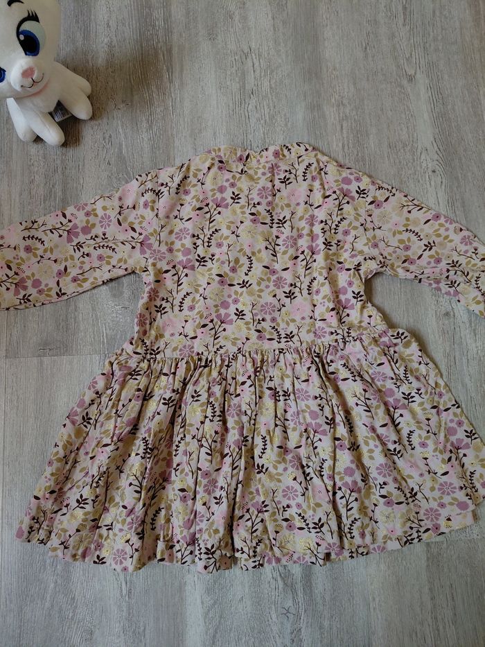Robe courte - photo numéro 4