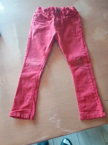Pantalon rouge garçon, 4 ans, orchestra, très bon état, réglable