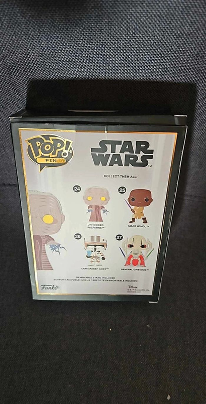 Funko pop pin 24 unhooded palpatine - photo numéro 2