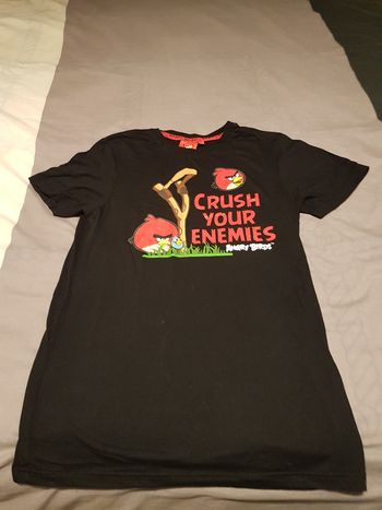 Tee-shirt noir rouge dessin angry bird
