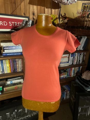 Basic orange t-shirt 38