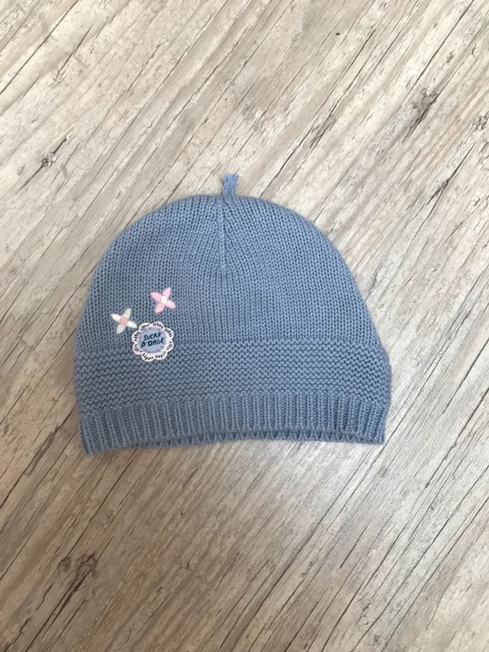 Petit bonnet en laine gris bleu taille 3/6 mois