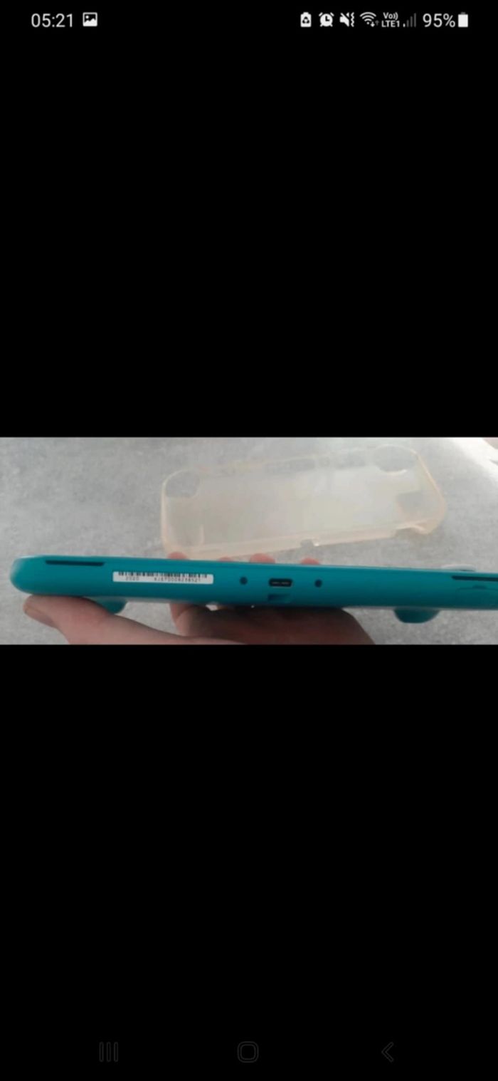 Switch lite - photo numéro 3