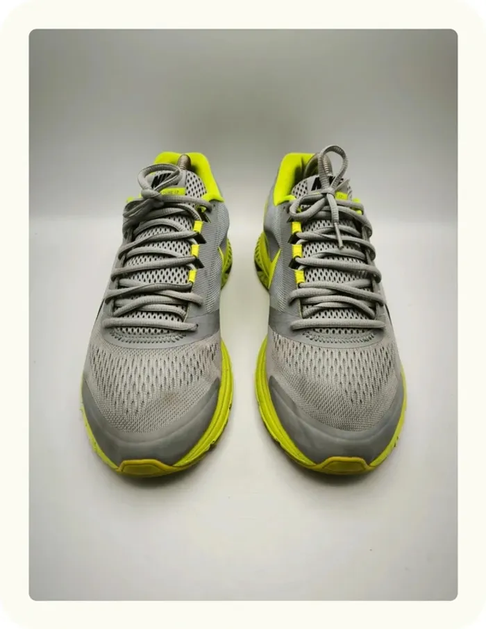 Baskets homme Nike Zoom structure 17 Taille 43 - photo numéro 3