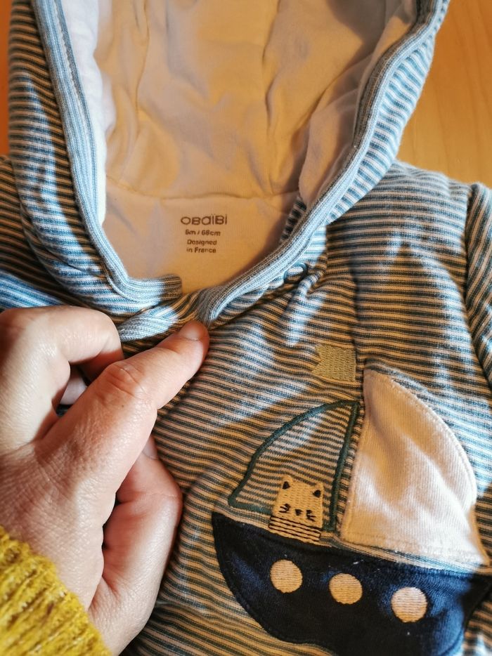 Combinaison obaïbi 6 mois - photo numéro 2