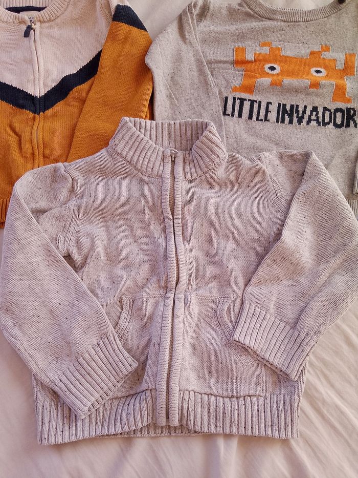 Lot Pull et gilet - photo numéro 3