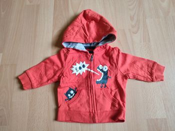 Sweat à capuche zippé orange neuf Kiabi en 3M