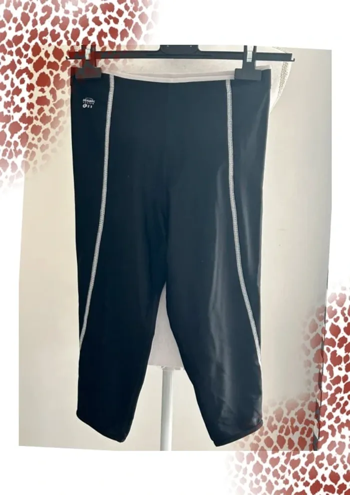 Legging de sport Decathlon taille 38