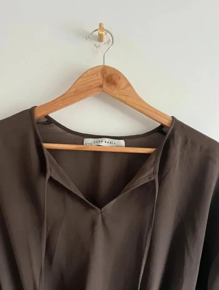 Blouse chocolat Zara - photo numéro 4