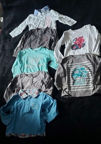 Lot de 7 t-shirts manches longues taille 2 ans