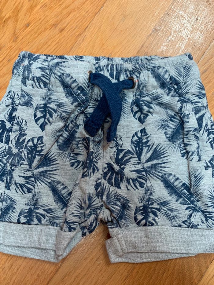 Lot 2 shorts 6 mois grain de blé - photo numéro 3