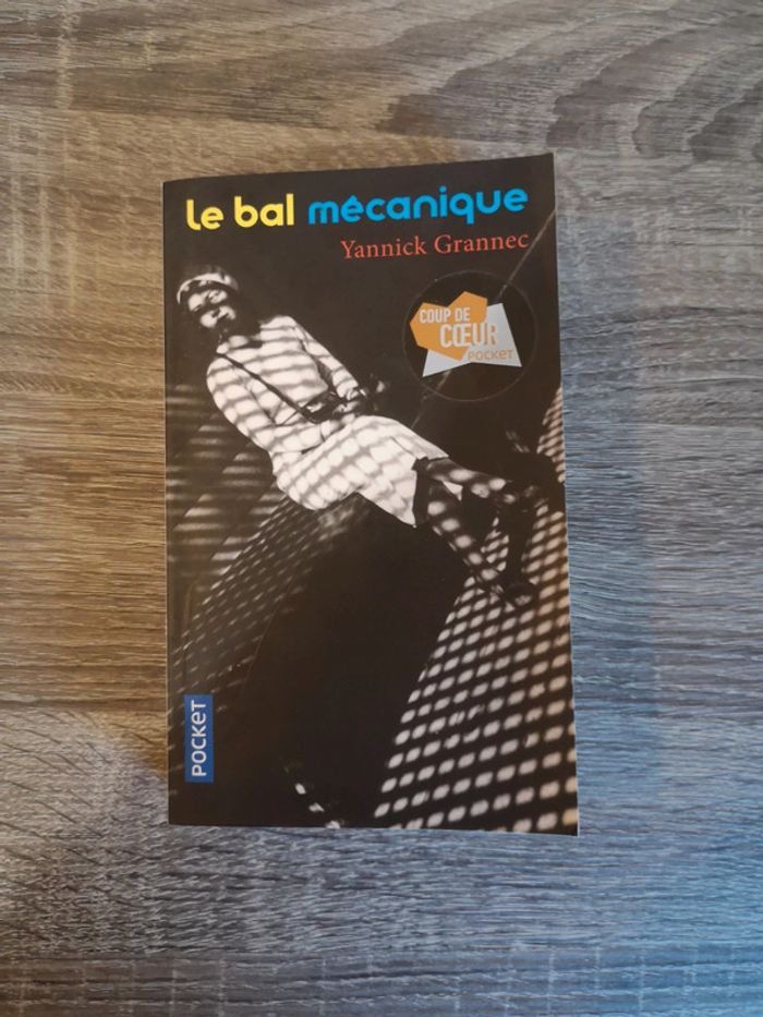 Livre fiction Le bal mécanique de Yannick Grannec