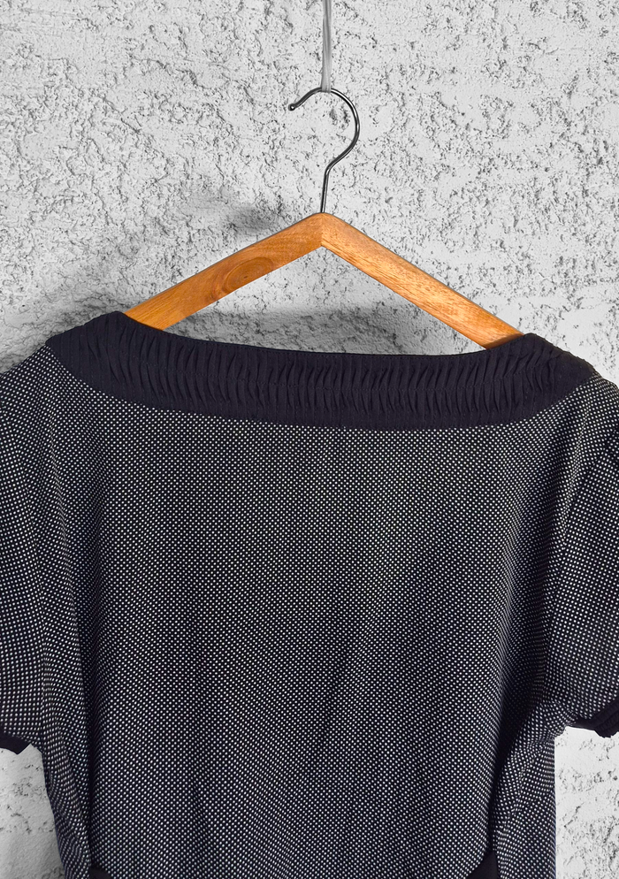 Haut DDP - Taille S - Élégant et graphique noir & blanc - photo numéro 5