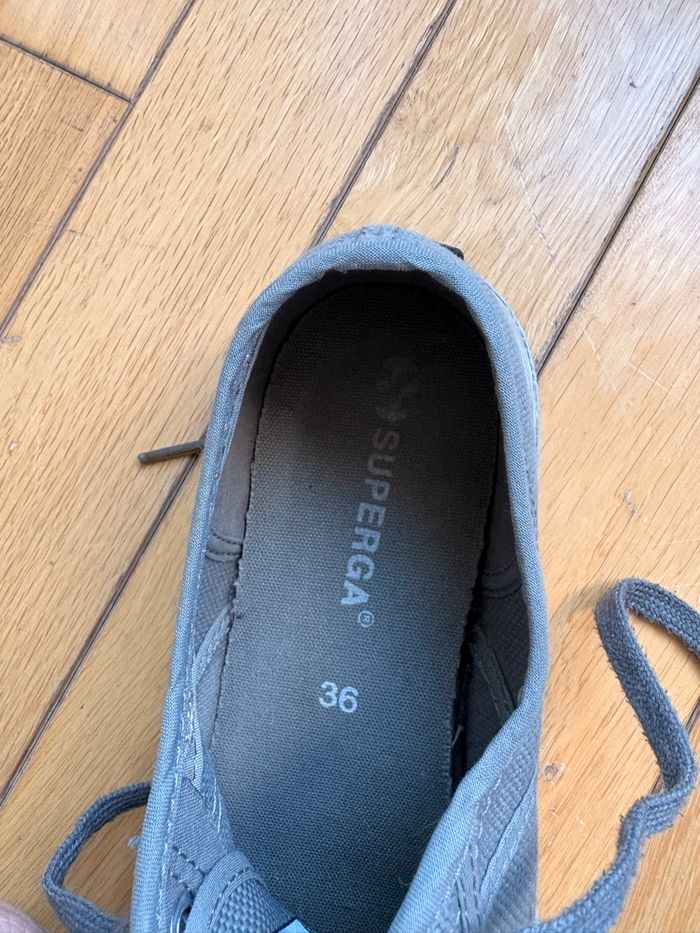 Baskets Superga Grise - Taille 36 - photo numéro 7